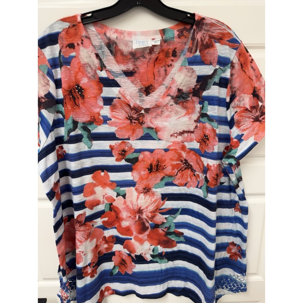 Time and Tru Floral Striped Beaded Vneck Tunic Blouse 1X 16/18W